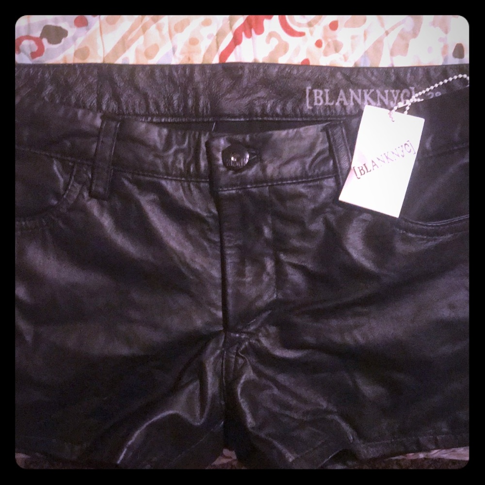 ❤️NWT❤️ BLANKNYC Authentic leather shorts size 28